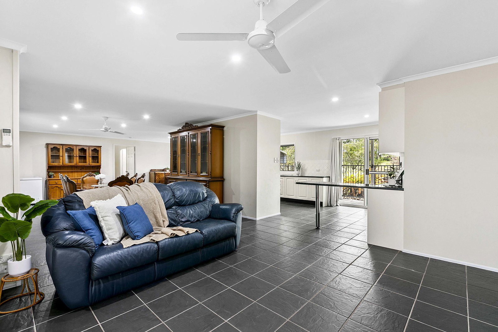 17 Six Mile Road, Glenorchy  QLD  4650