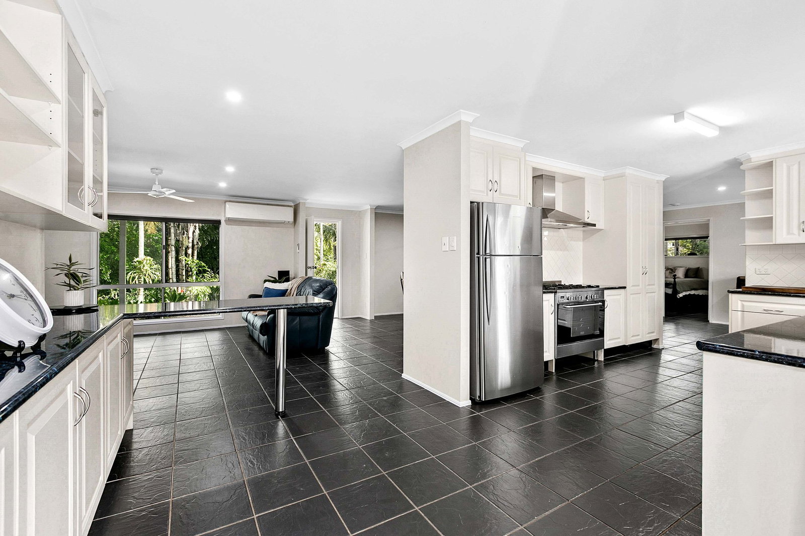 17 Six Mile Road, Glenorchy  QLD  4650