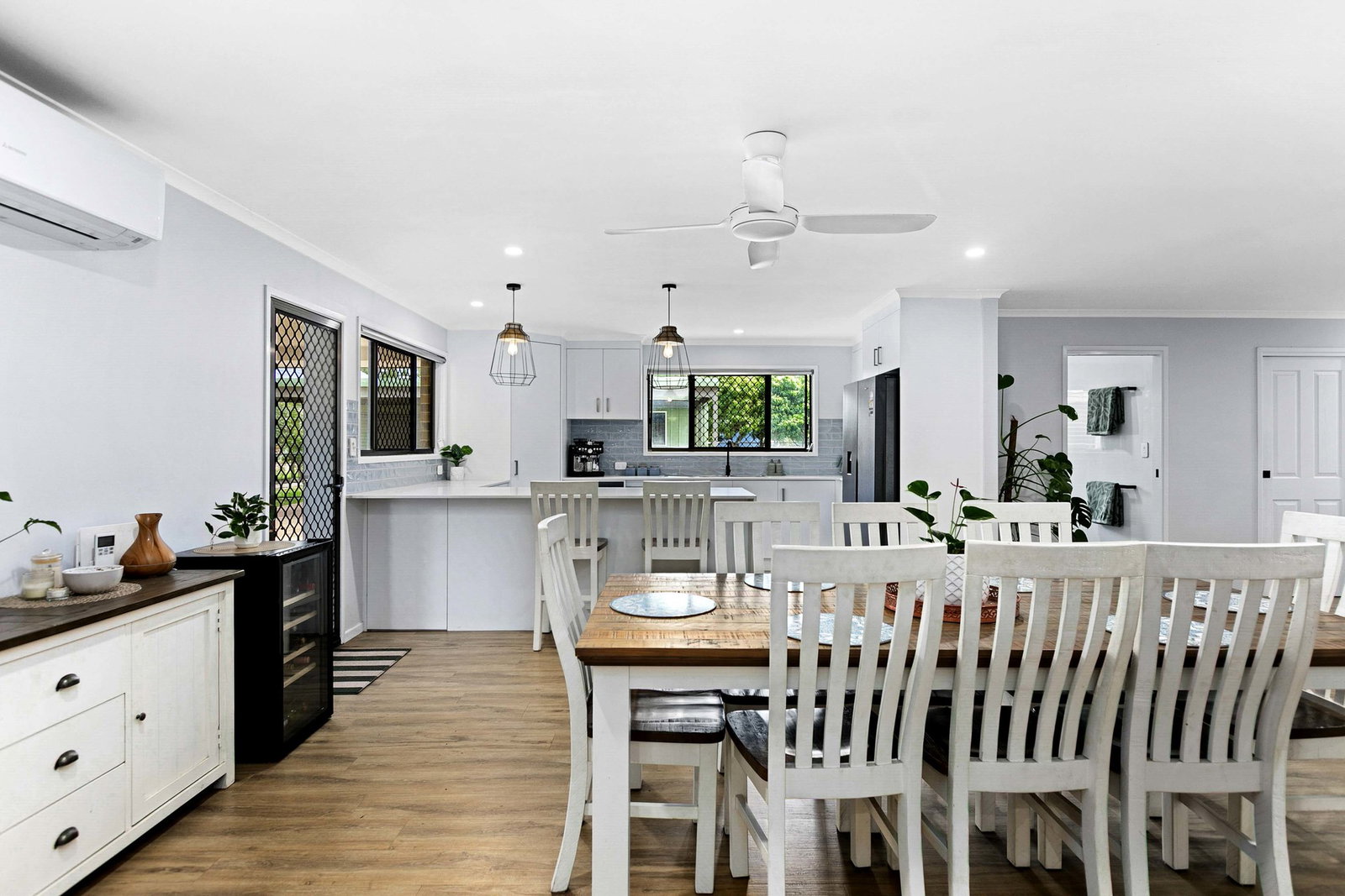 16 Sunset Court, Tinana  QLD  4650