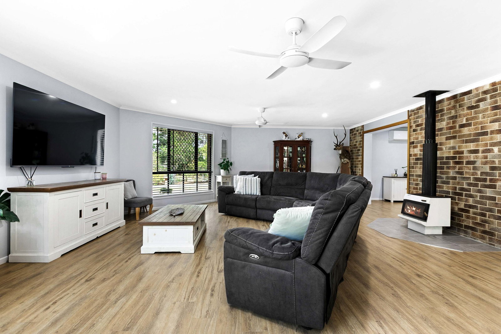 16 Sunset Court, Tinana  QLD  4650