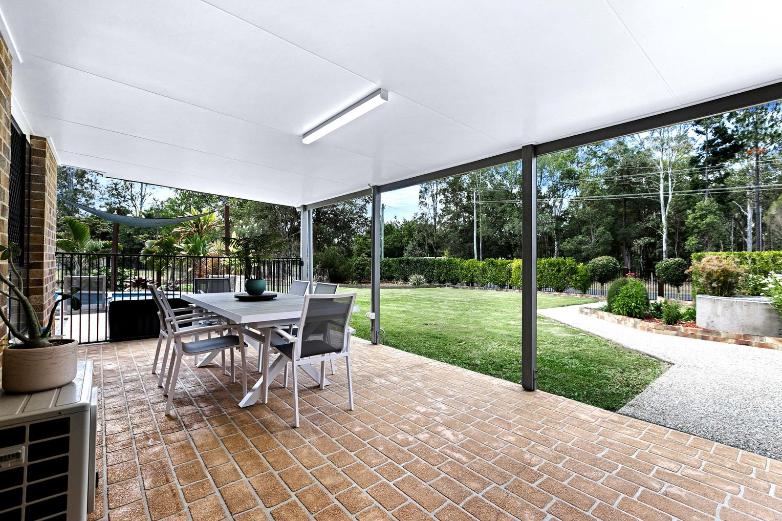 16 Sunset Court, Tinana  QLD  4650