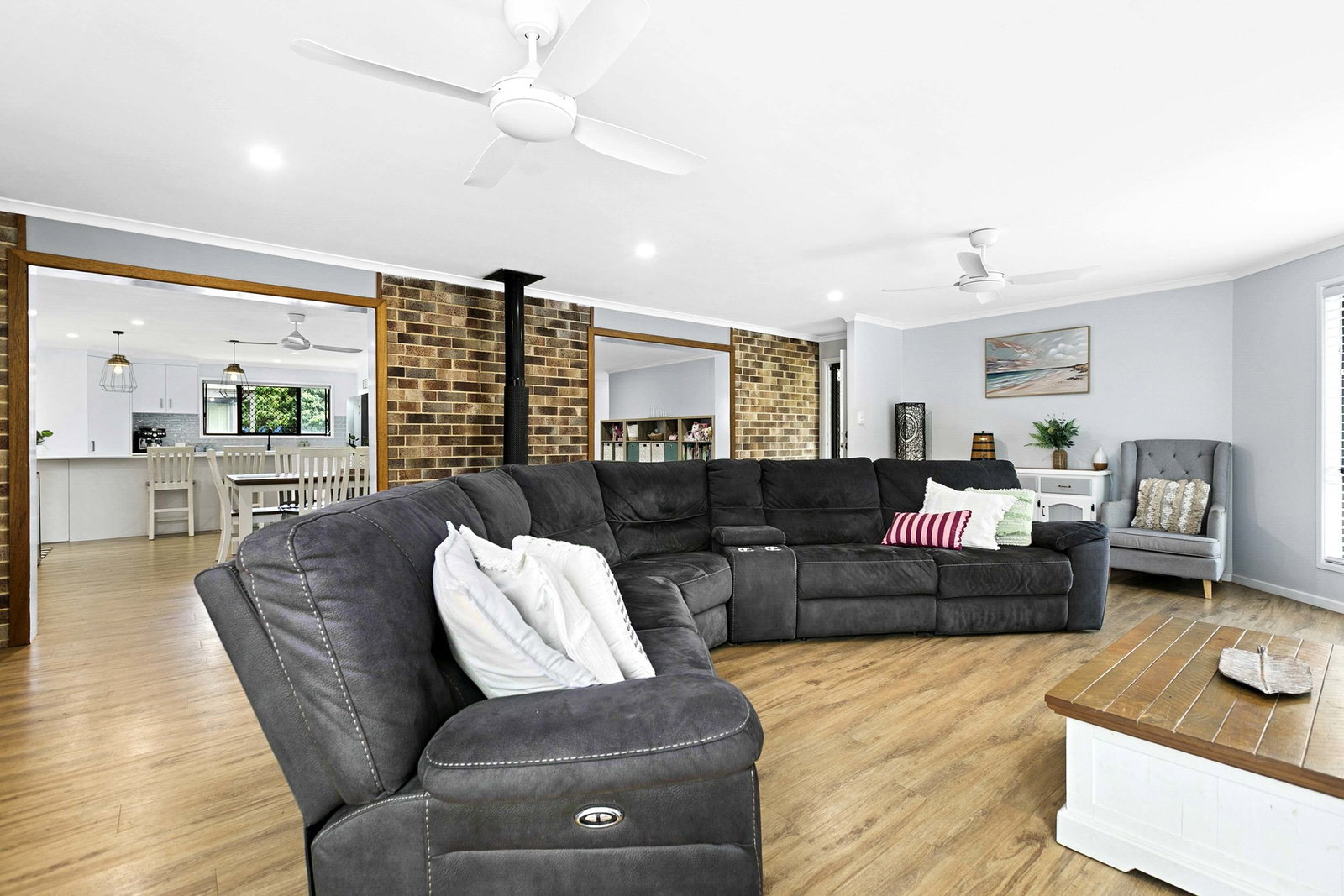 16 Sunset Court, Tinana  QLD  4650