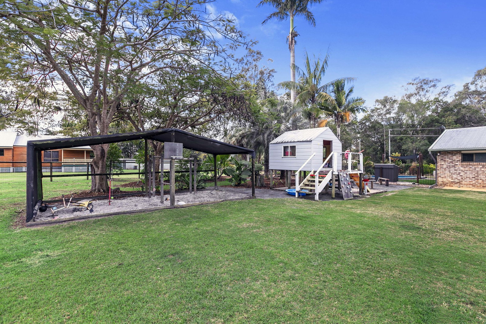 16 Sunset Court, Tinana  QLD  4650