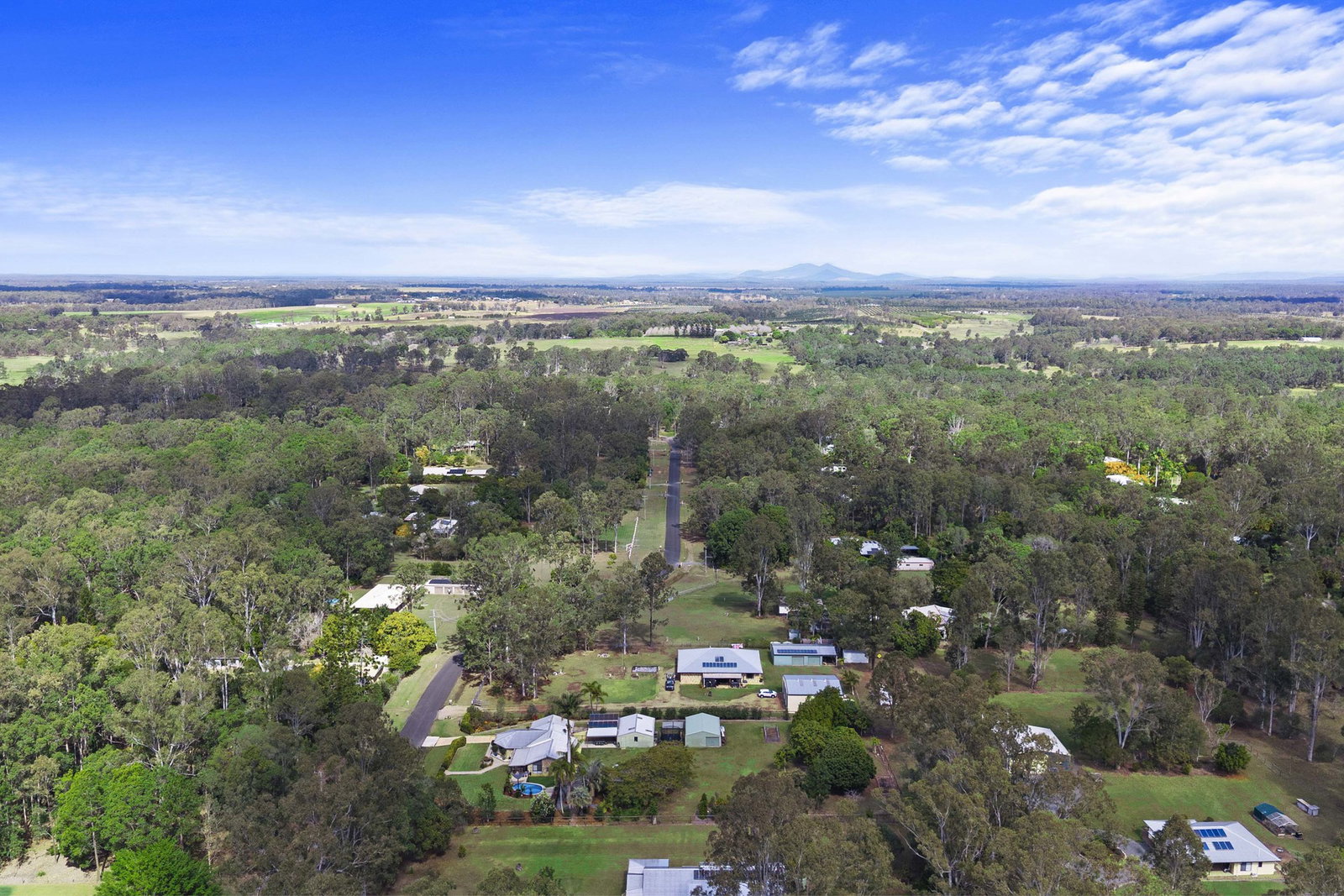 16 Sunset Court, Tinana  QLD  4650