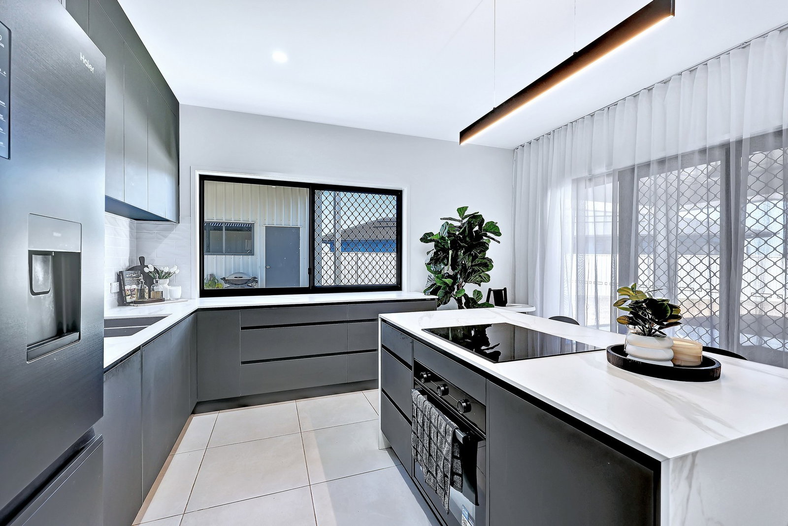 1 Stapleton Avenue, Innes Park  QLD  4670