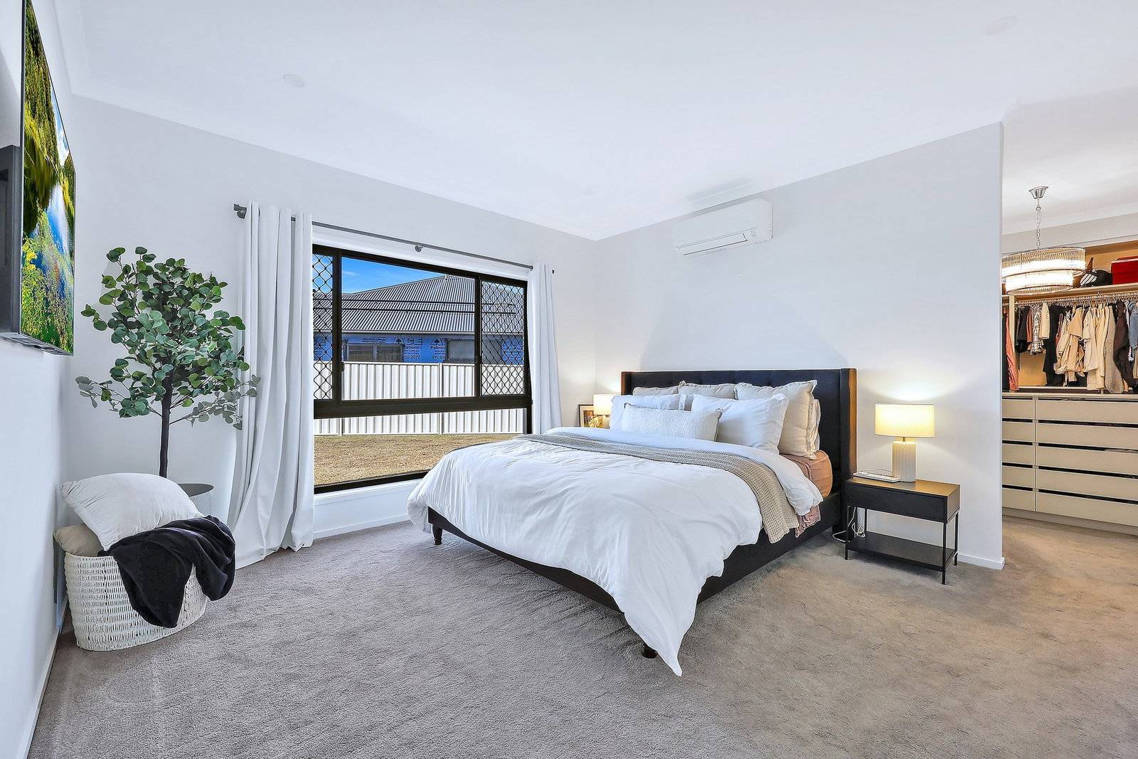 1 Stapleton Avenue, Innes Park  QLD  4670