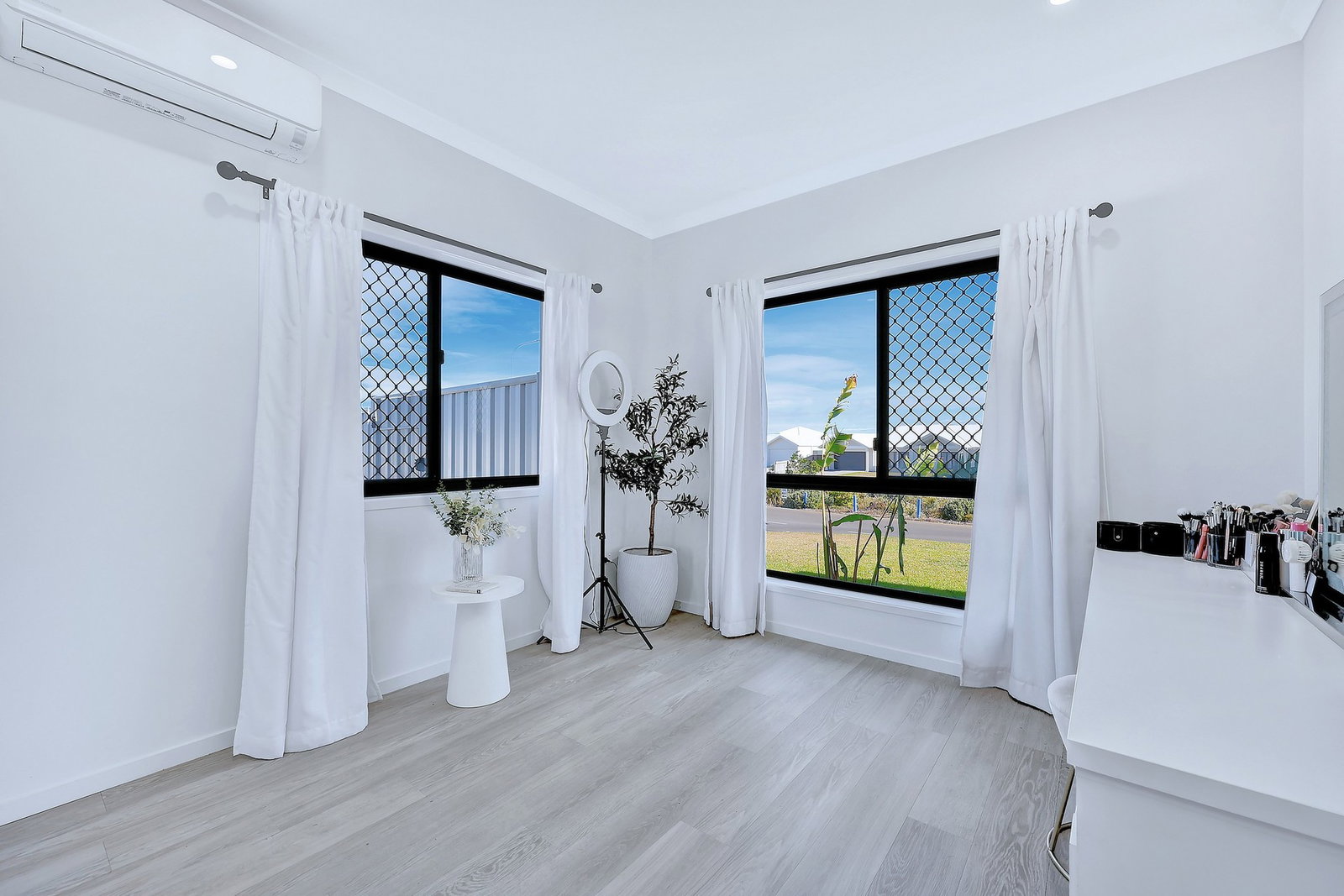 1 Stapleton Avenue, Innes Park  QLD  4670