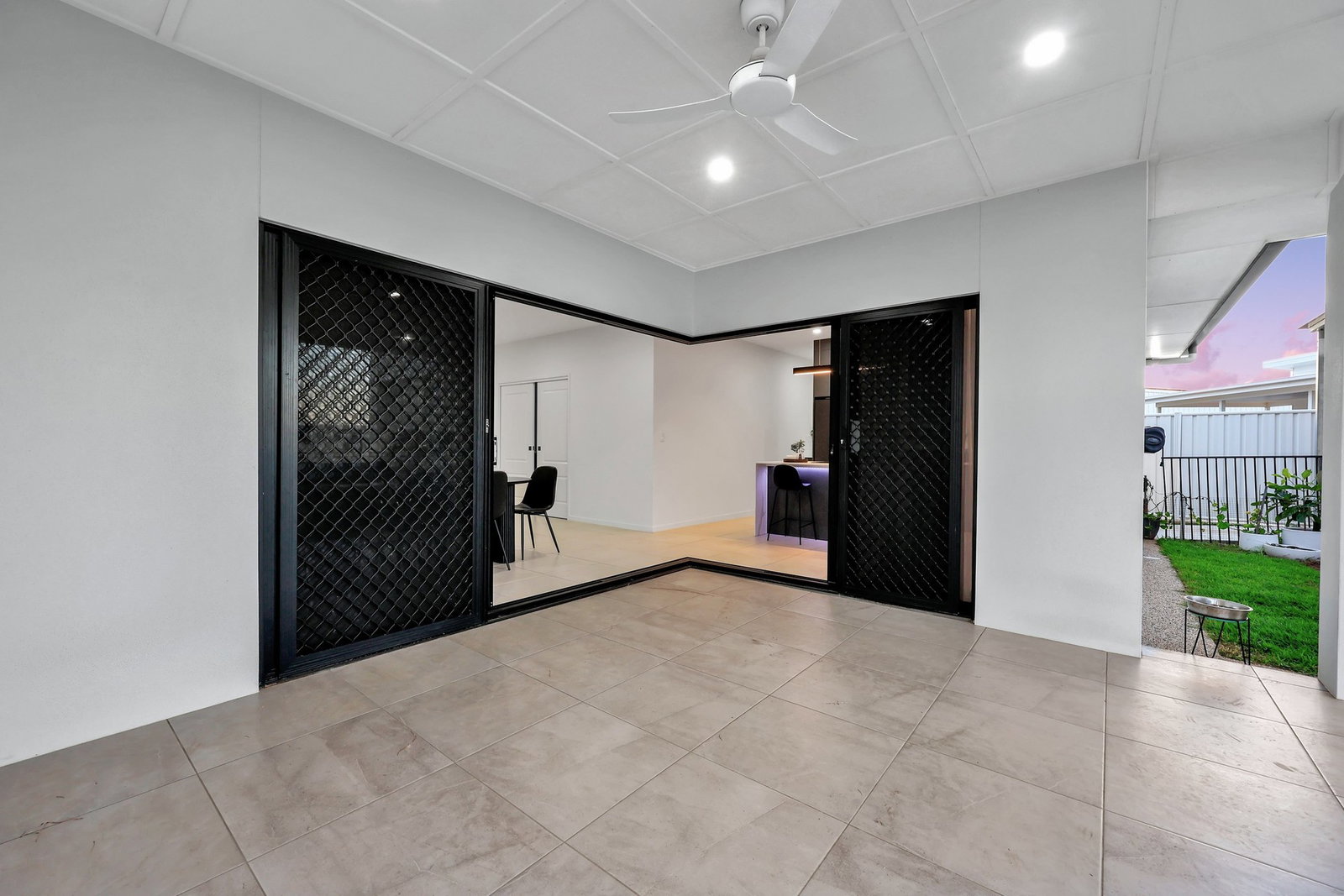 1 Stapleton Avenue, Innes Park  QLD  4670