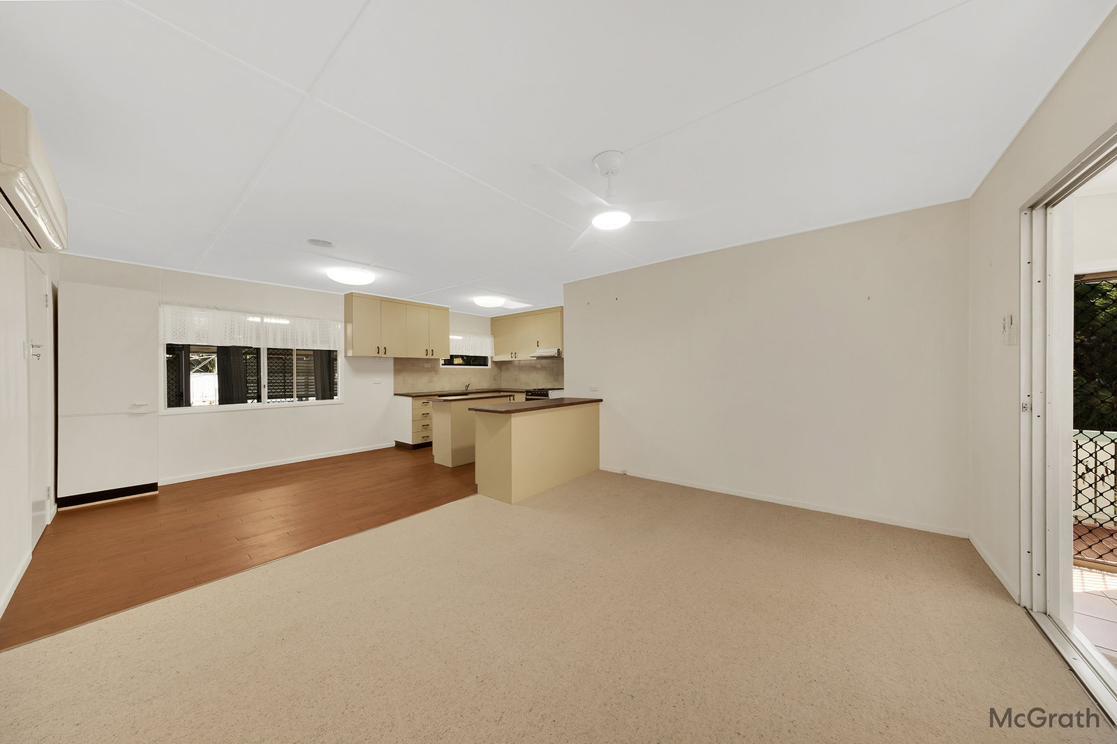21 Rossella Street, West Gladstone  QLD  4680