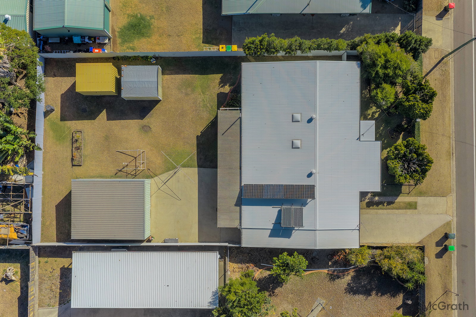 21 Rossella Street, West Gladstone  QLD  4680