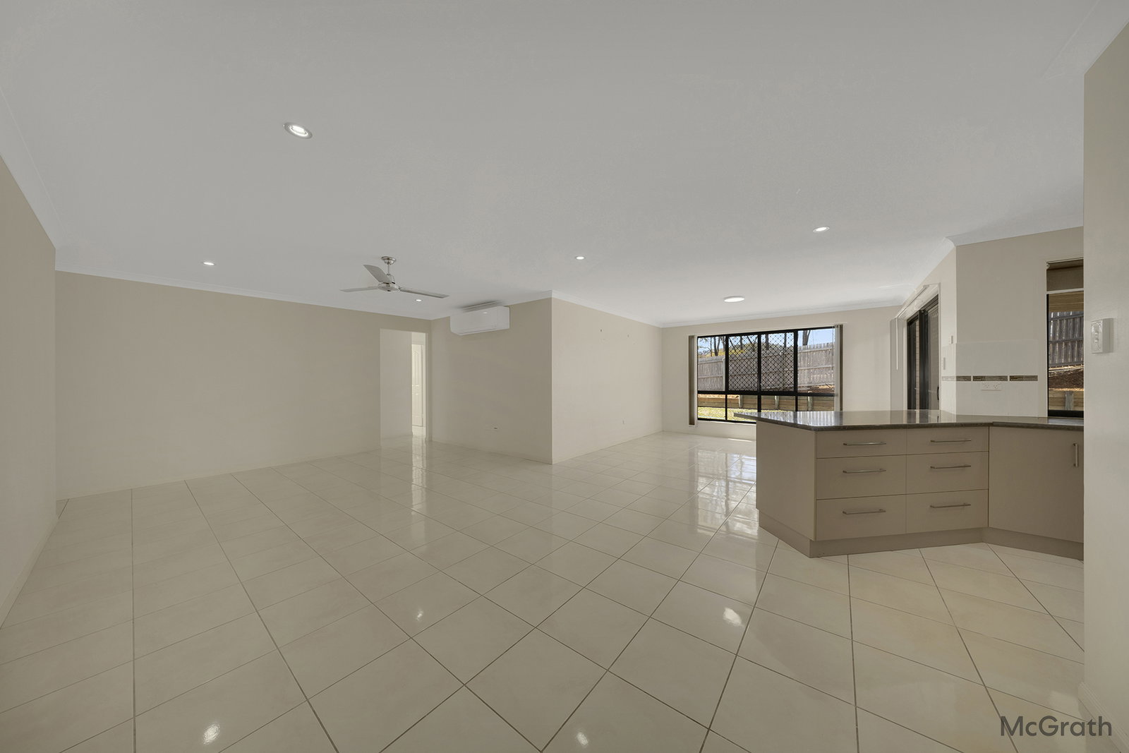 39 Liriope Drive, Kirkwood  QLD  4680