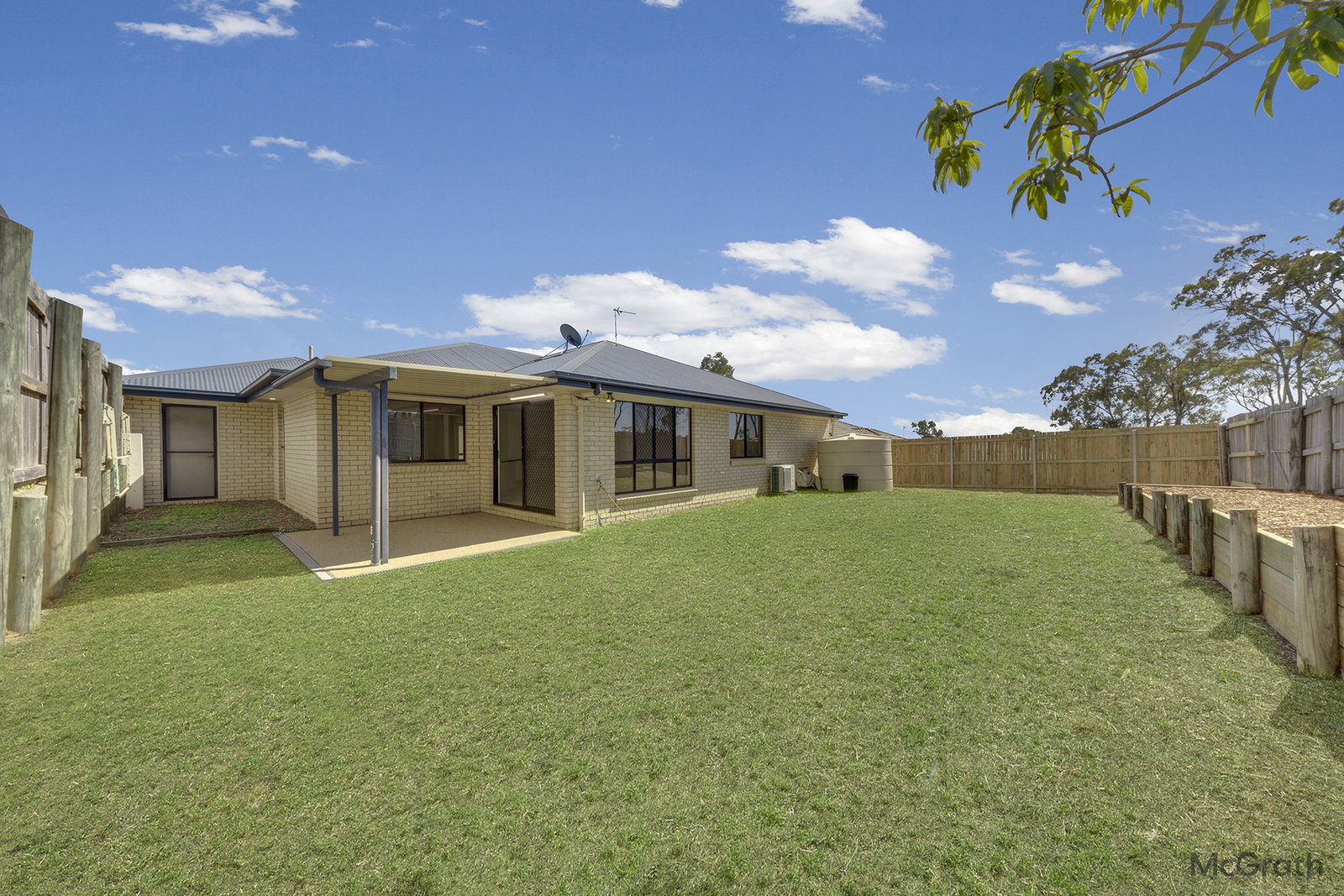 39 Liriope Drive, Kirkwood  QLD  4680