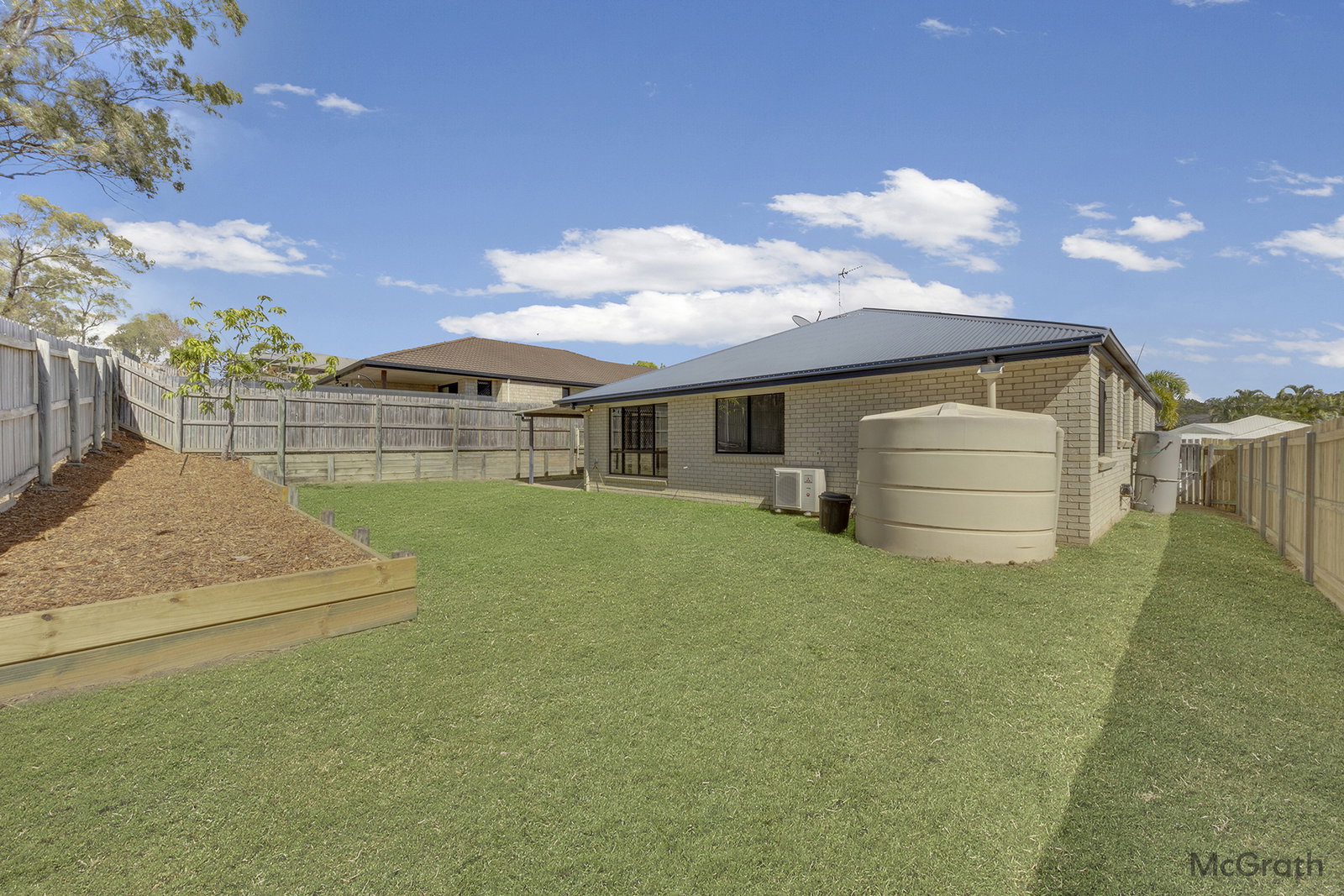 39 Liriope Drive, Kirkwood  QLD  4680