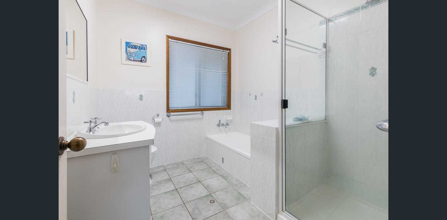 2 Woodrow Drive, Agnes Water  QLD  4677