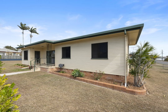 201 Targo Street, Walkervale  QLD  4670