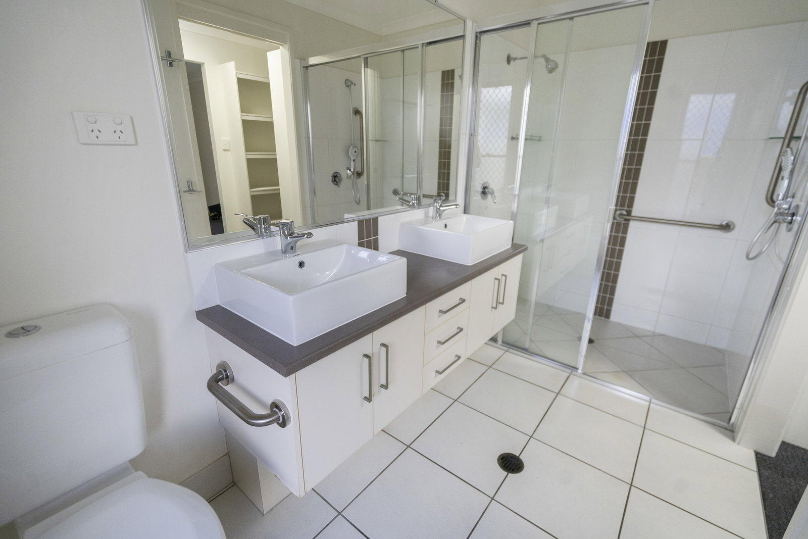 49a Alice Street, Walkervale  QLD  4670