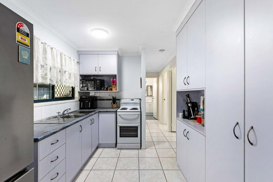 14 Hewson Road, Tinana  QLD  4650