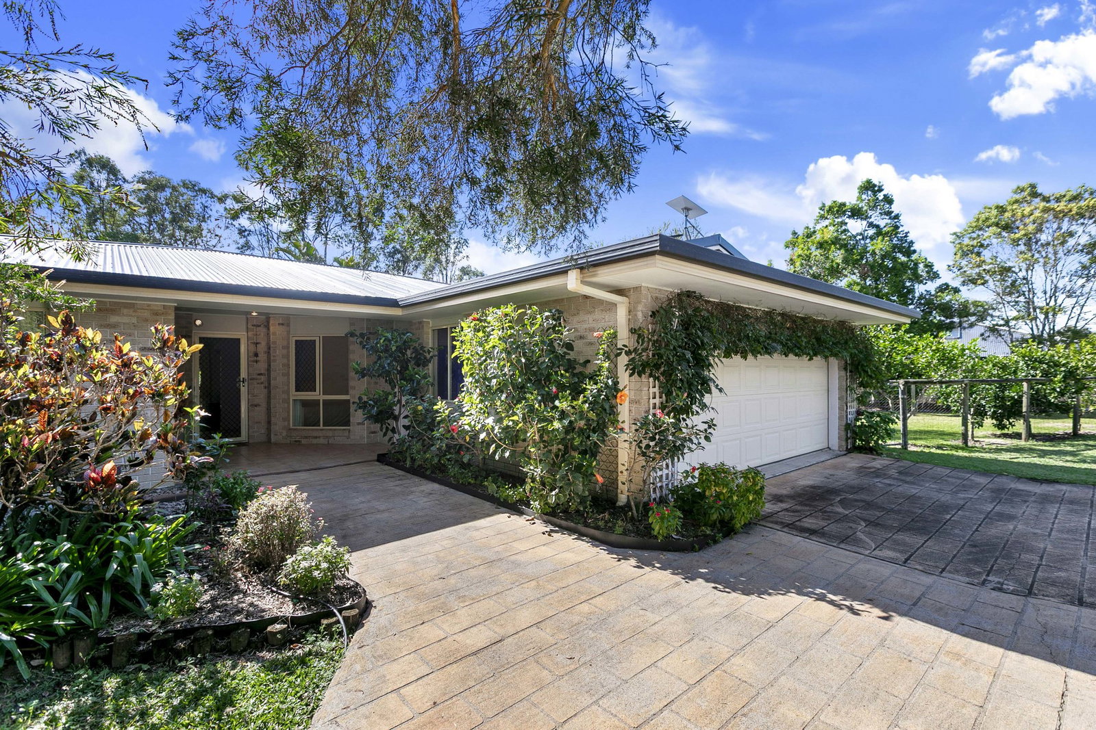 17 Madison Way, Tinana  QLD  4650