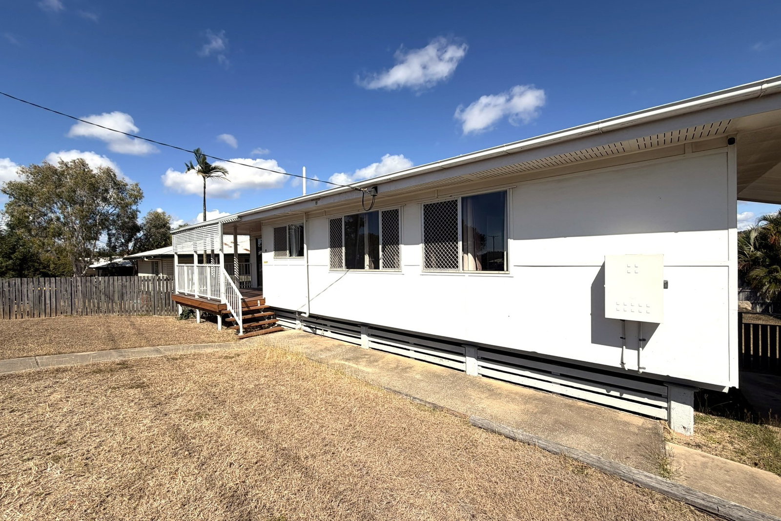 10 Aspland Street, Clinton  QLD  4680