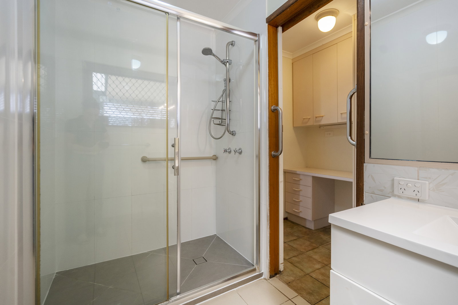 283 Fairymead Road, Bundaberg North  QLD  4670