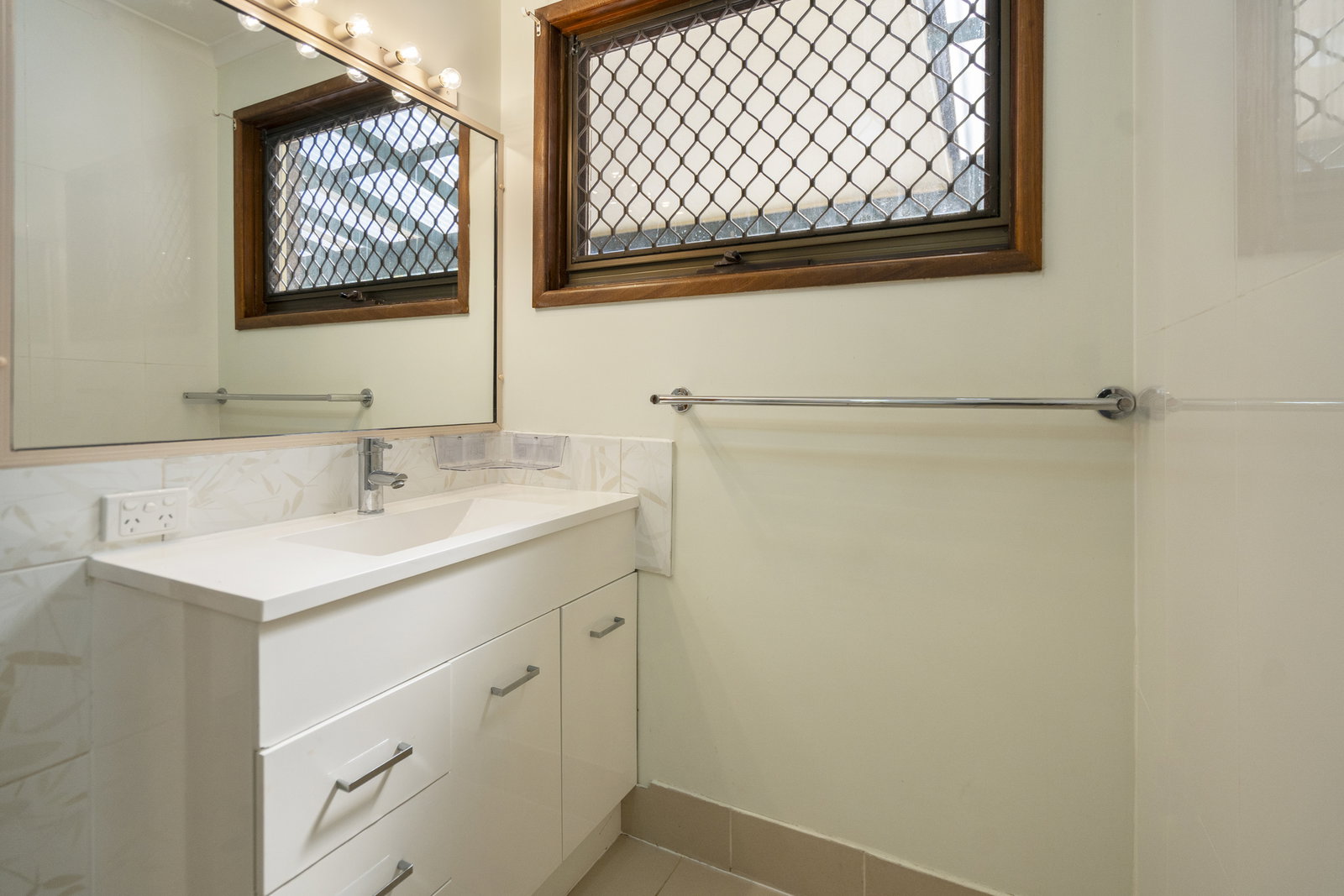 283 Fairymead Road, Bundaberg North  QLD  4670