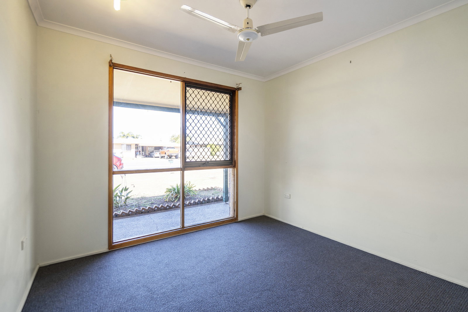283 Fairymead Road, Bundaberg North  QLD  4670