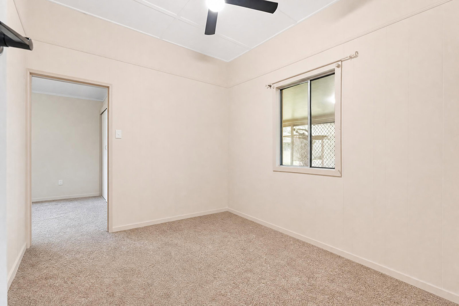 129 Arnaud Street, Granville  QLD  4650