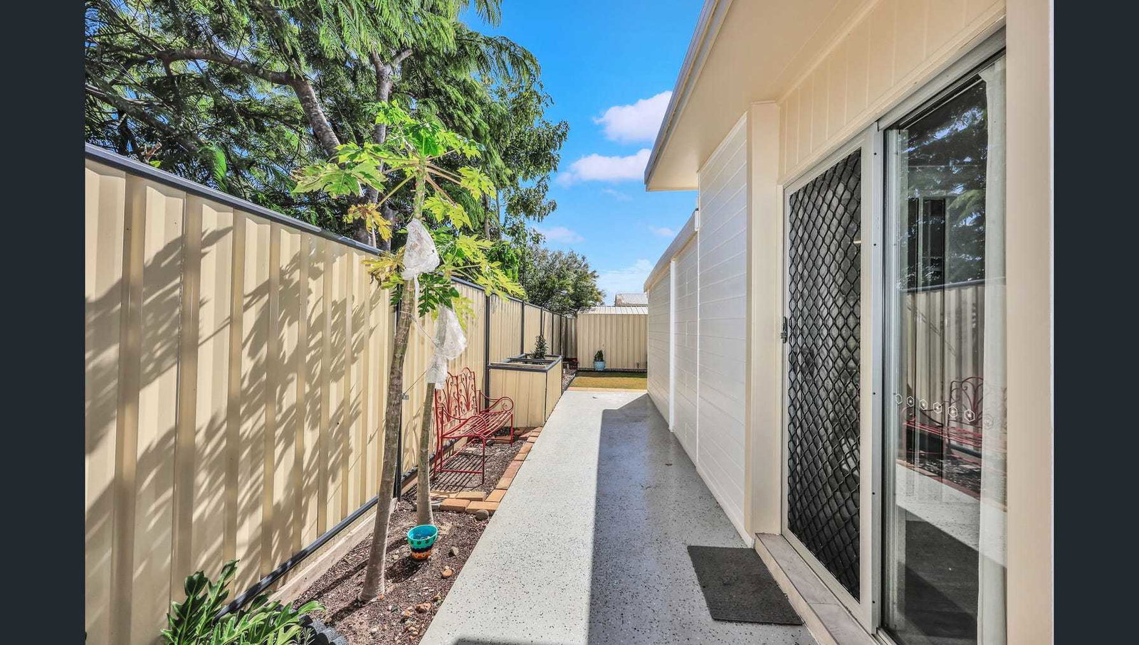 21 Duffy Street, Millbank  QLD  4670