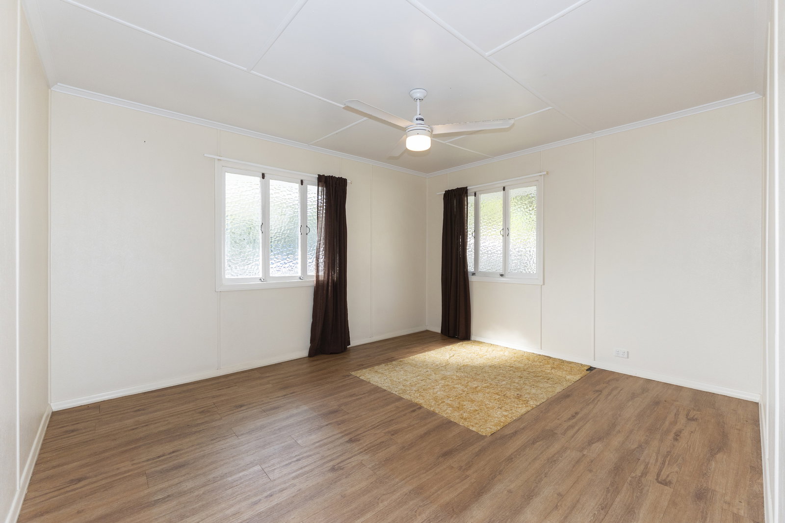 14 Dunkirk Street, Svensson Heights  QLD  4670