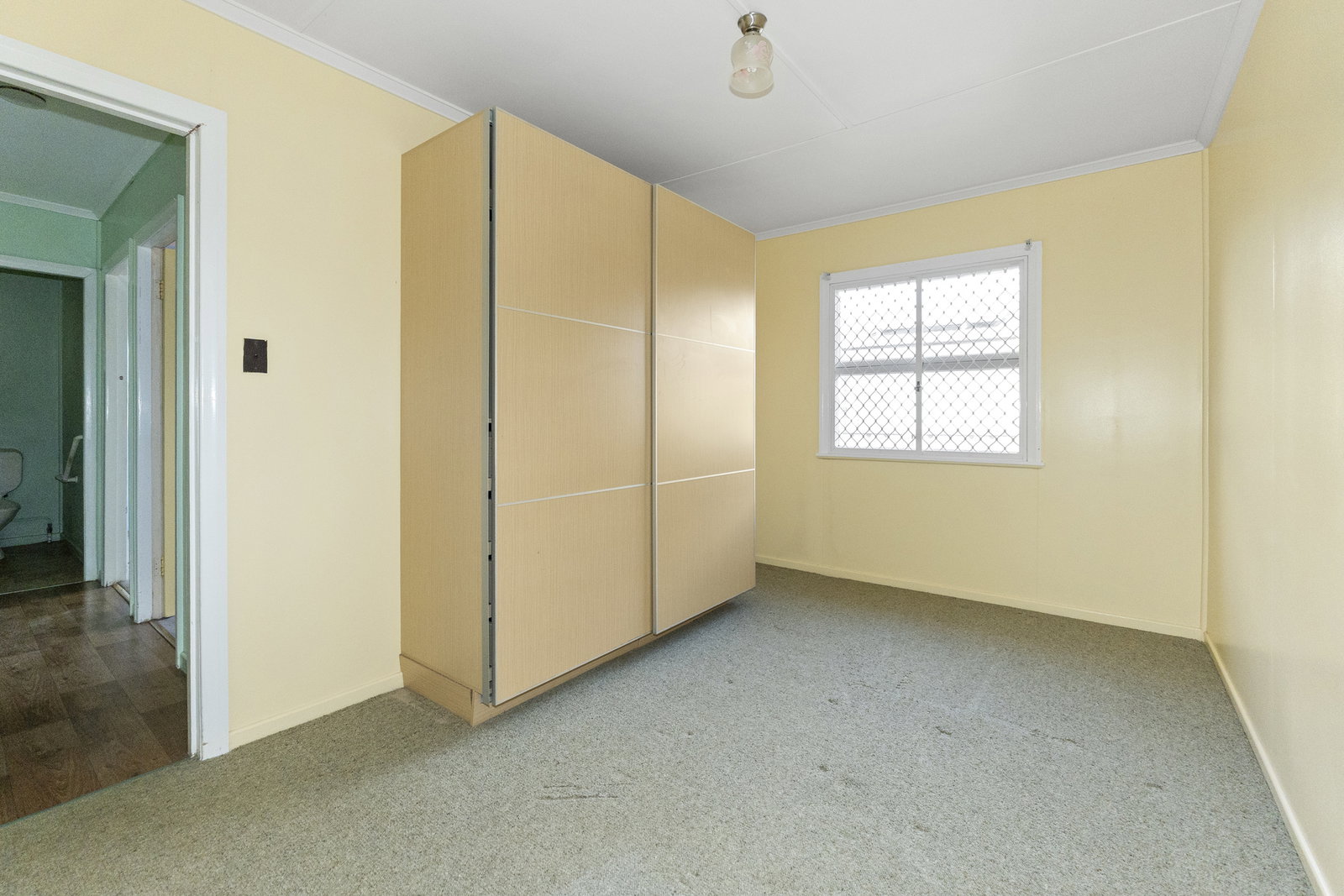 11 Barnes Street, Svensson Heights  QLD  4670