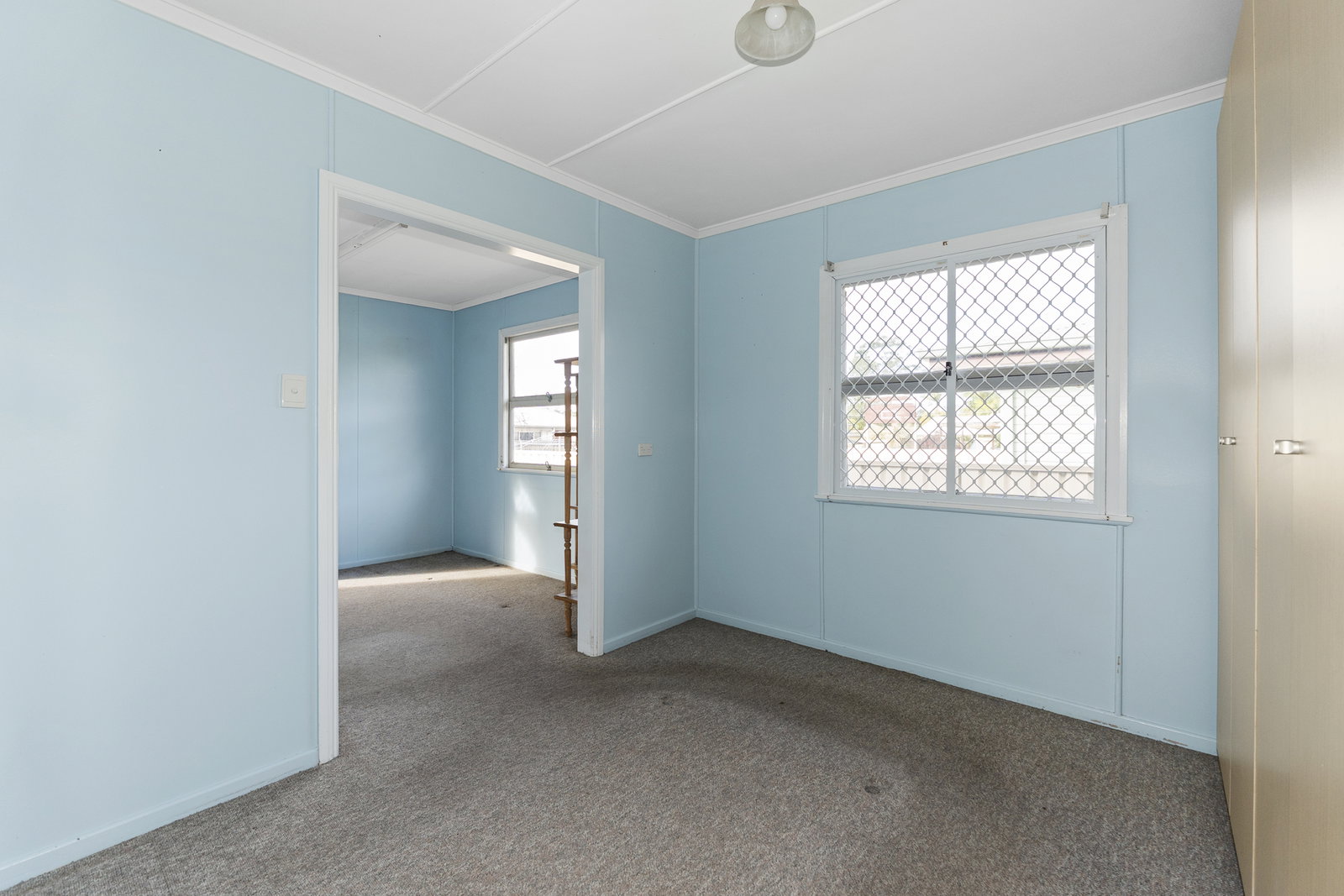 11 Barnes Street, Svensson Heights  QLD  4670