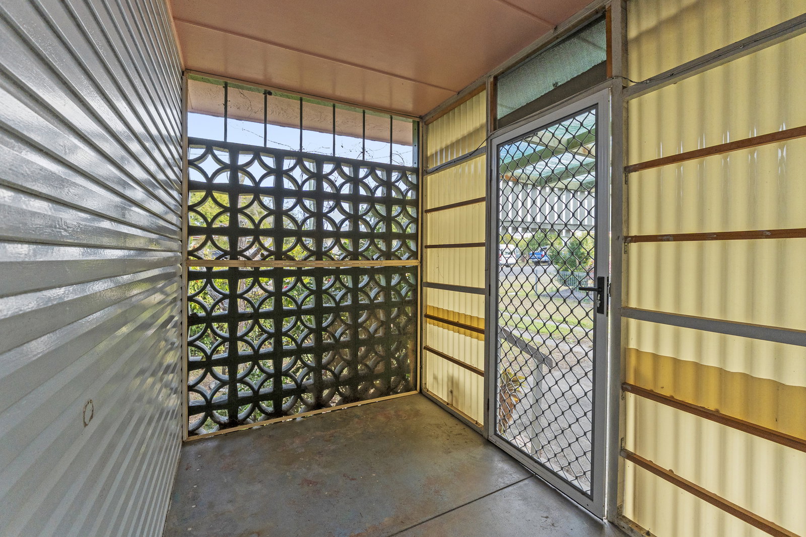 11 Barnes Street, Svensson Heights  QLD  4670