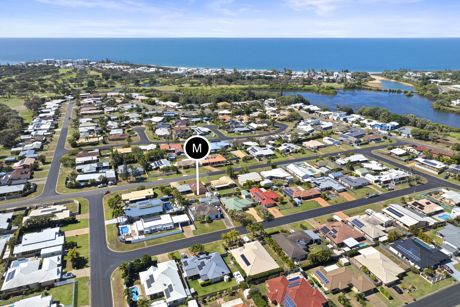 127 Davidson Street, Bargara  QLD  4670