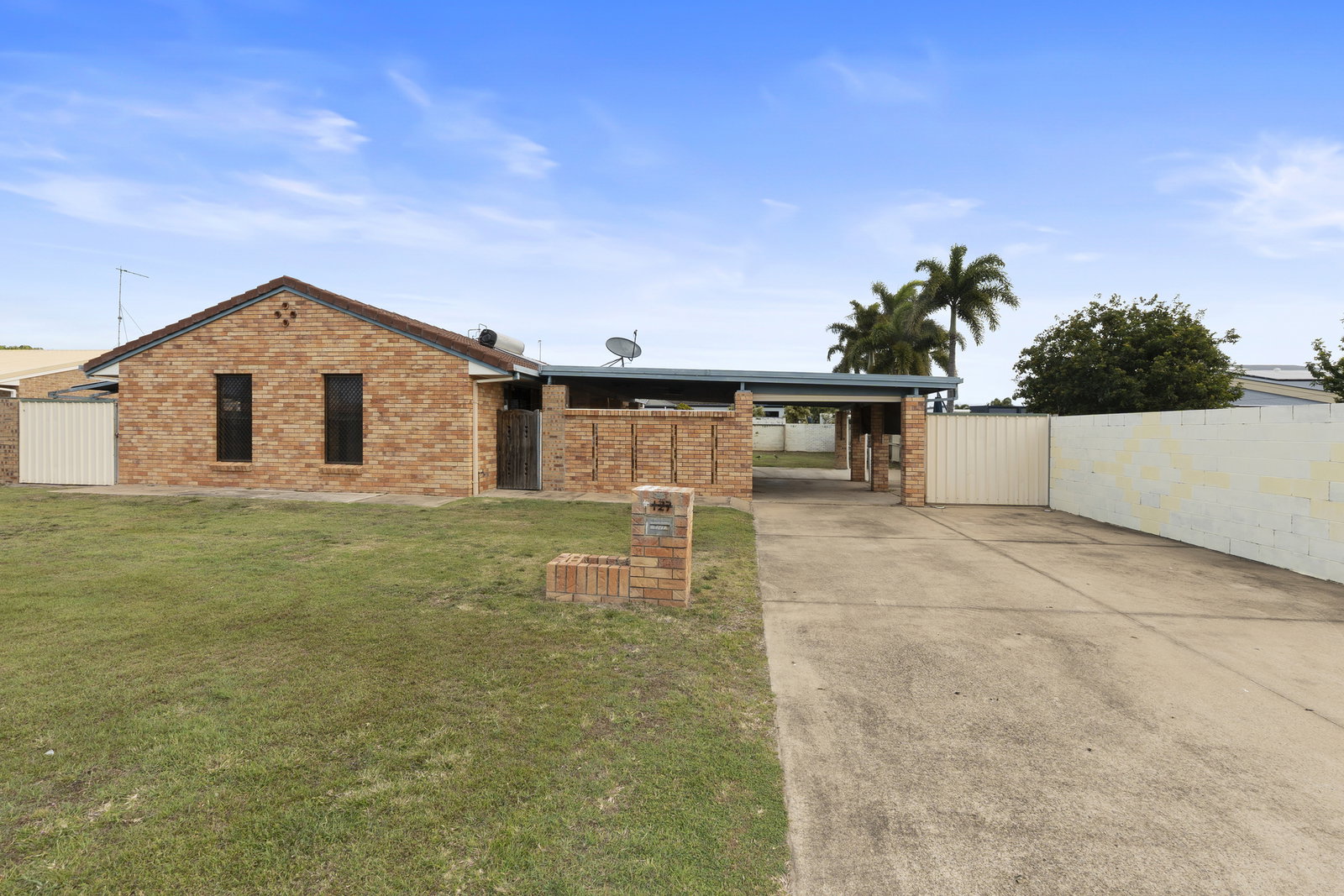 127 Davidson Street, Bargara  QLD  4670