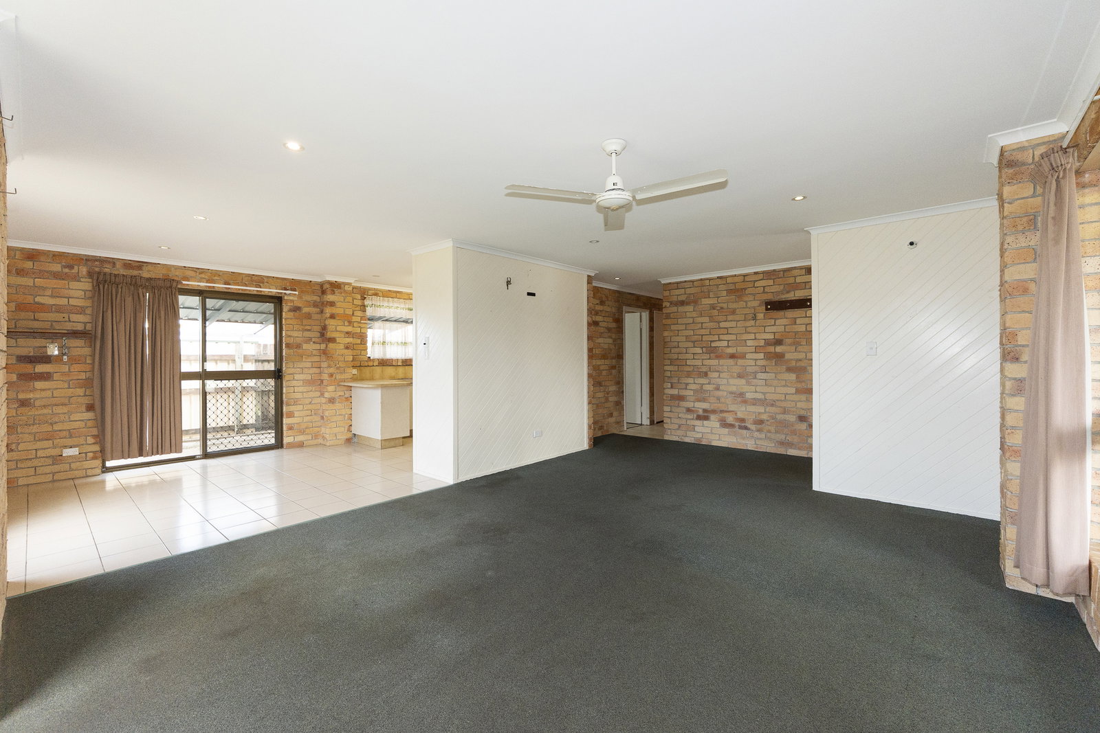 127 Davidson Street, Bargara  QLD  4670