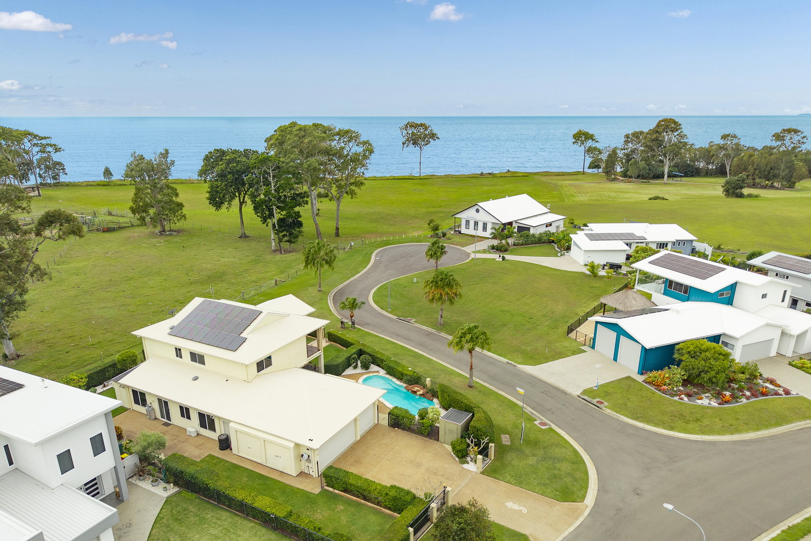 2 Volute Way, Burrum Heads  QLD  4659