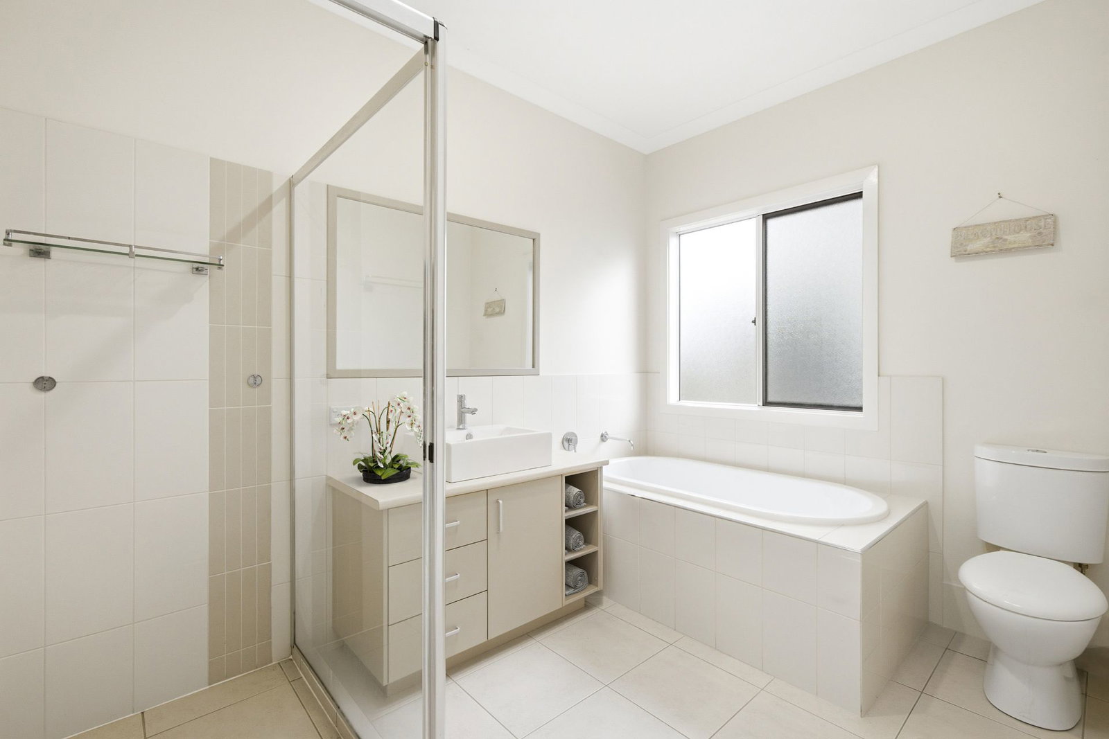 2 Volute Way, Burrum Heads  QLD  4659