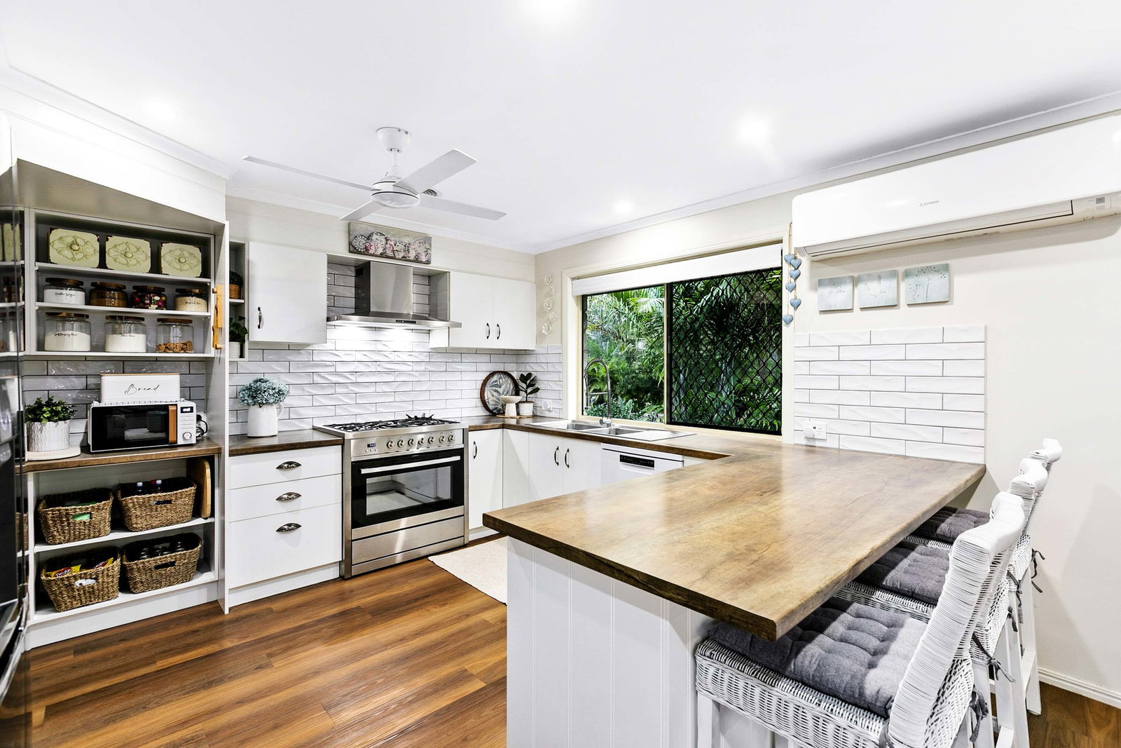 8 Barlow Street South, Maryborough West  QLD  4650