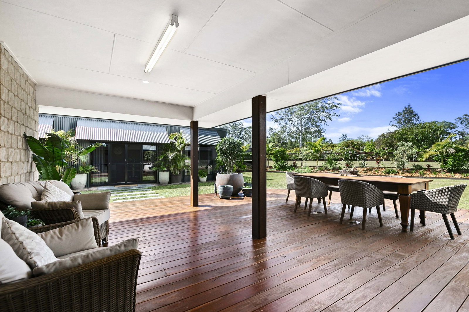 8 Barlow Street South, Maryborough West  QLD  4650