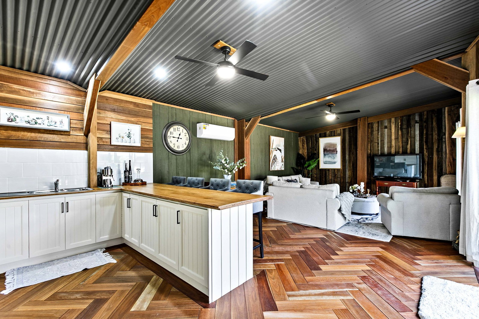 8 Barlow Street South, Maryborough West  QLD  4650