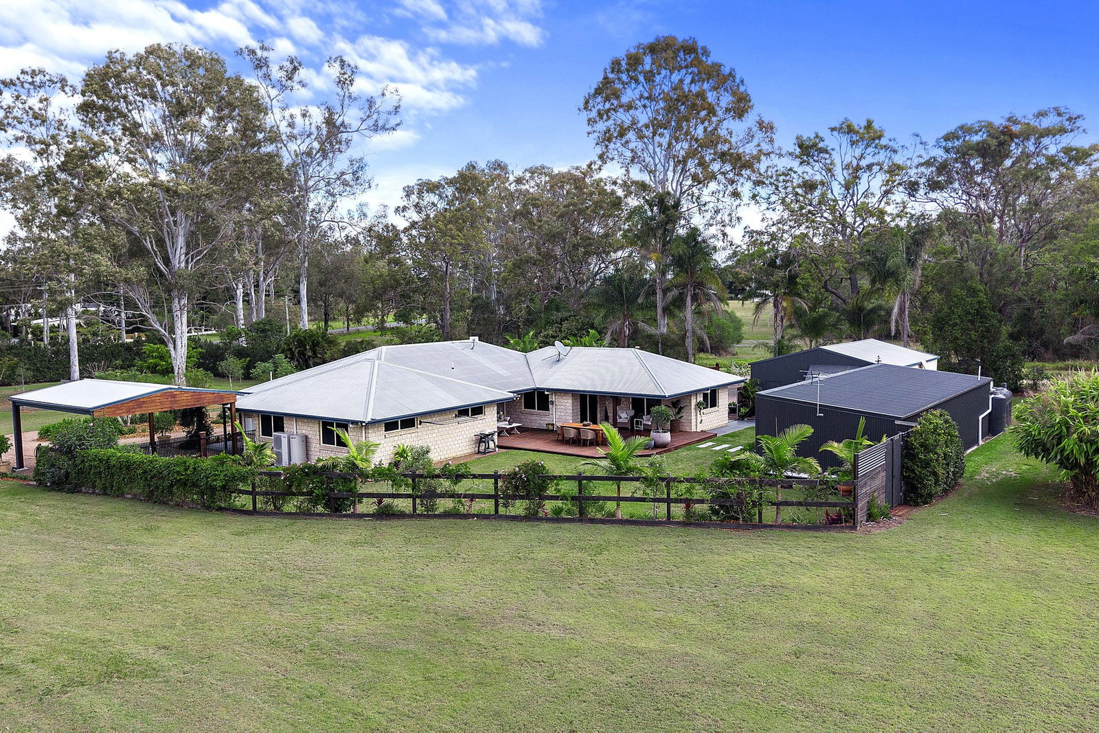 8 Barlow Street South, Maryborough West  QLD  4650