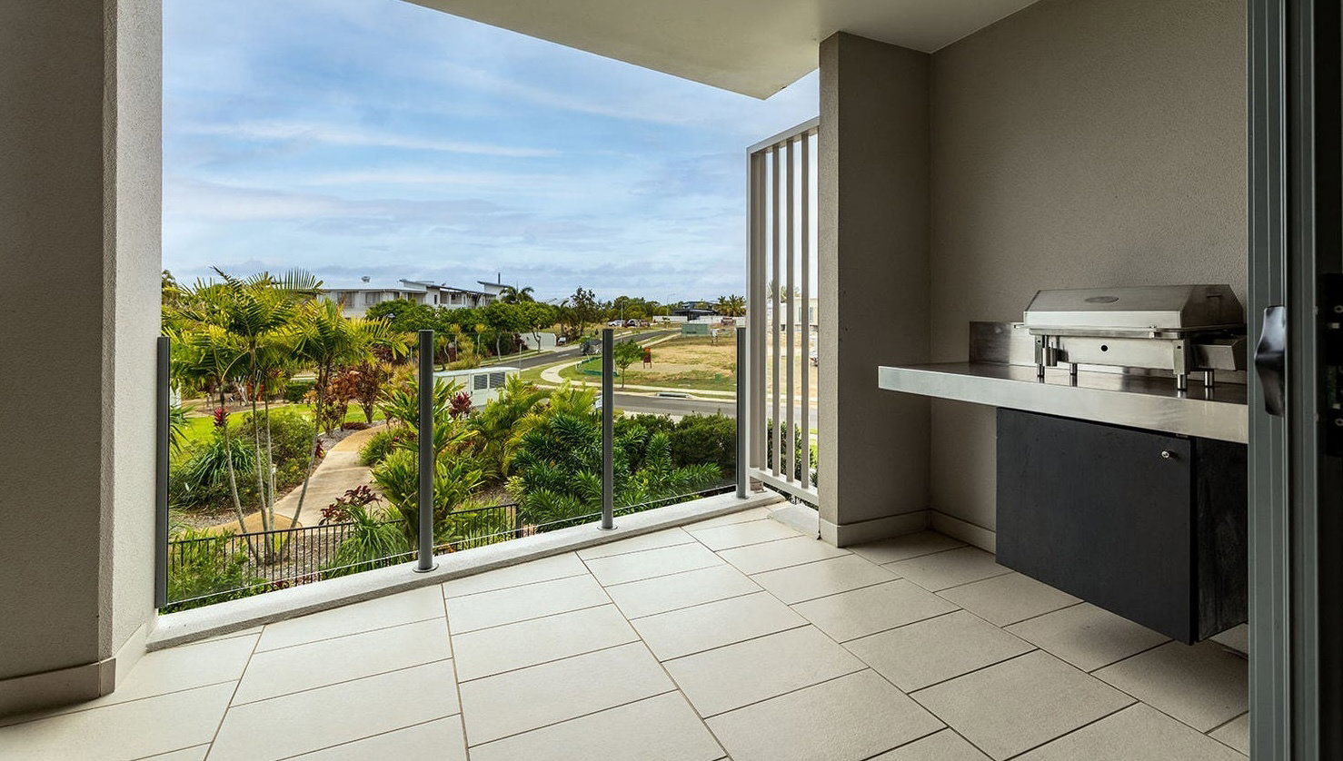 111/9 Beaches Village Circuit, Agnes Water  QLD  4677