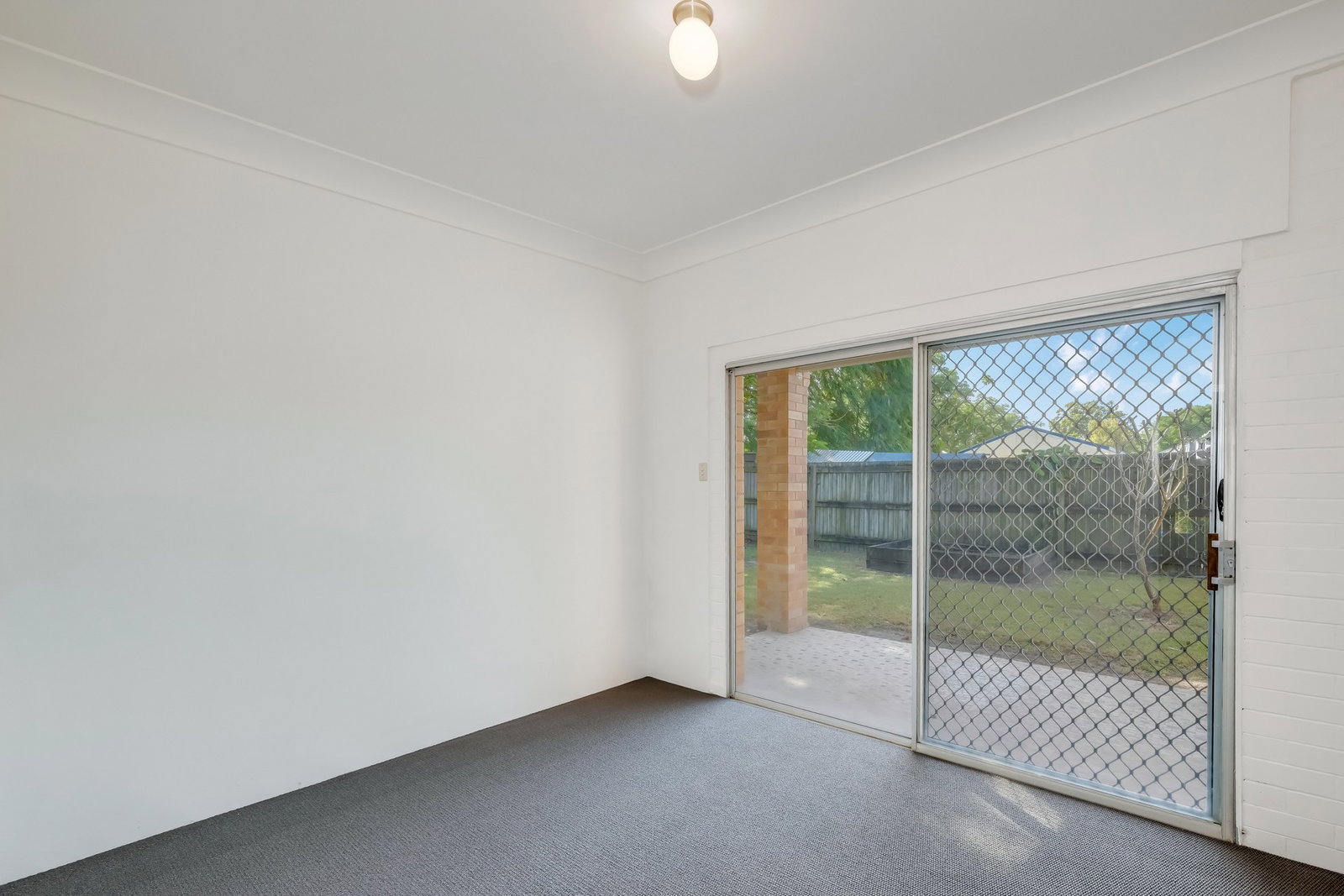 15 Hinkler Avenue, Bundaberg North  QLD  4670