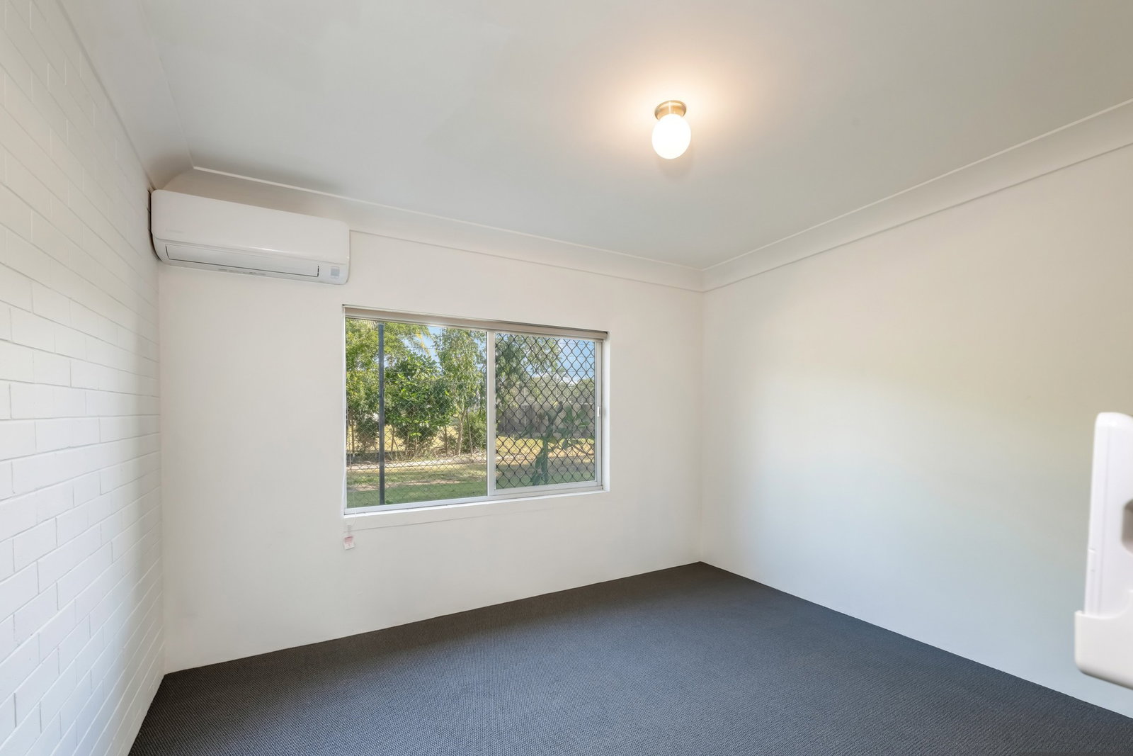 15 Hinkler Avenue, Bundaberg North  QLD  4670
