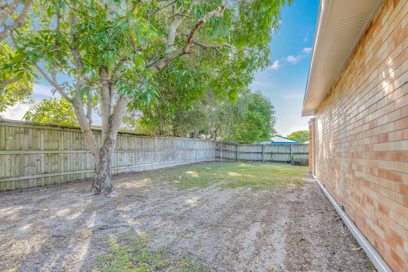 15 Hinkler Avenue, Bundaberg North  QLD  4670