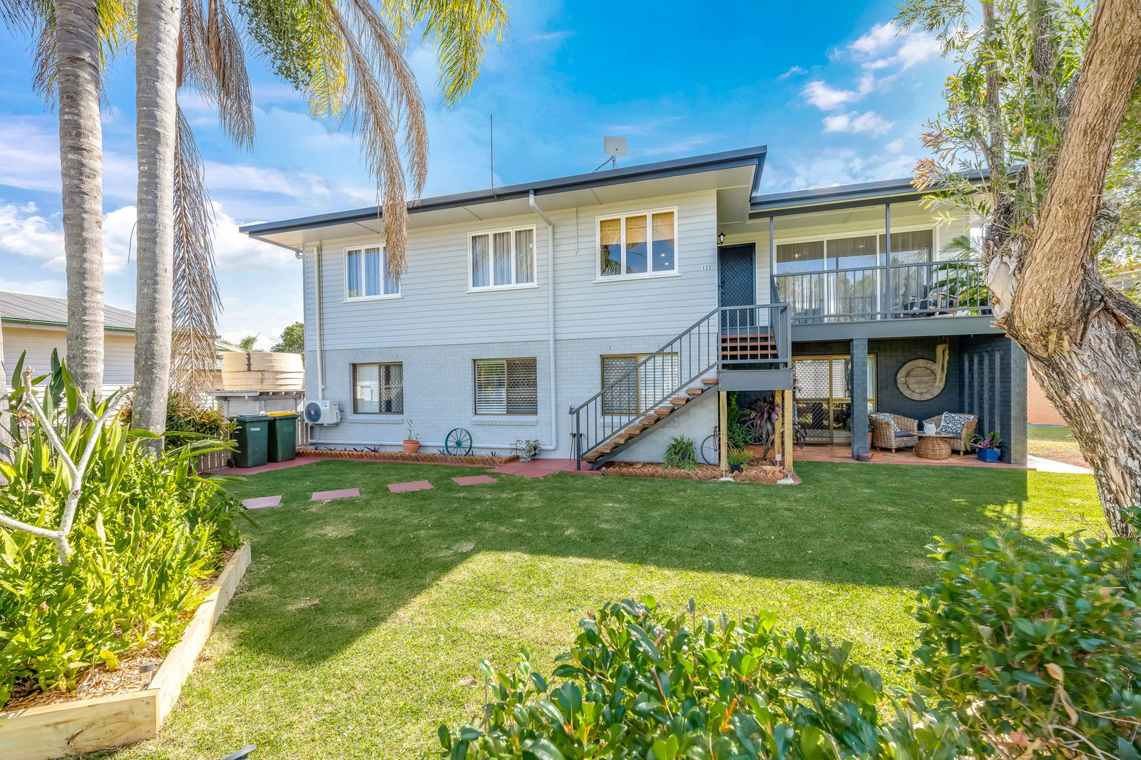 123 Churchill Street, Childers  QLD  4660