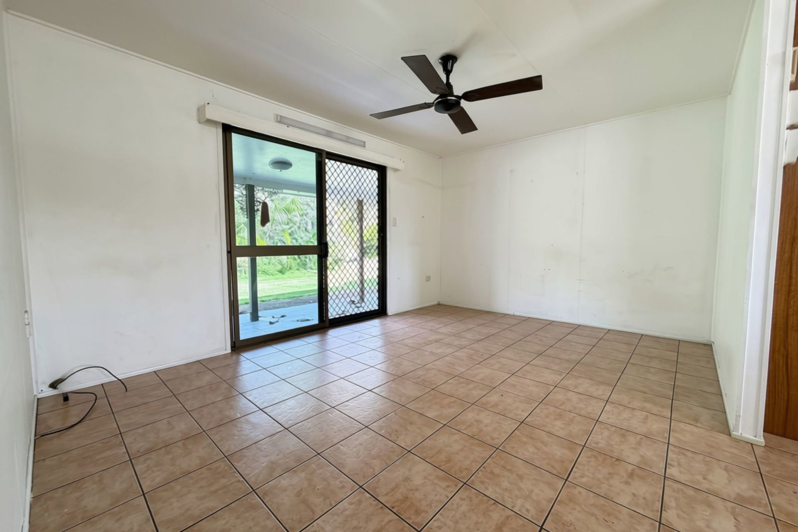 1/17 Eckert Road, Boonooroo  QLD  4650