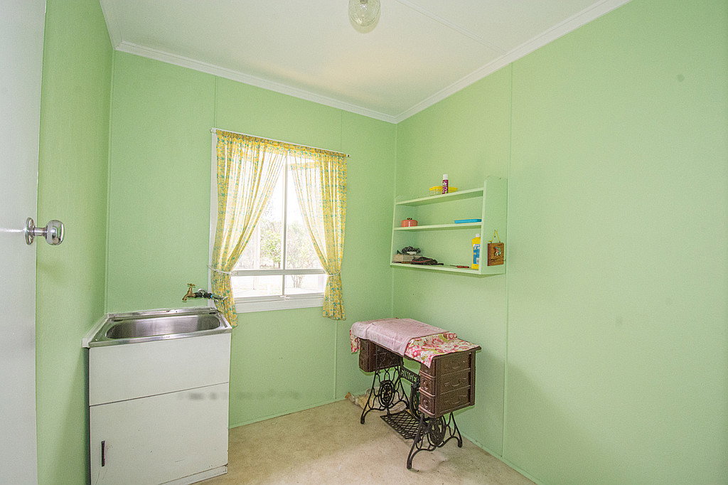 123 Childers Road, Branyan  QLD  4670