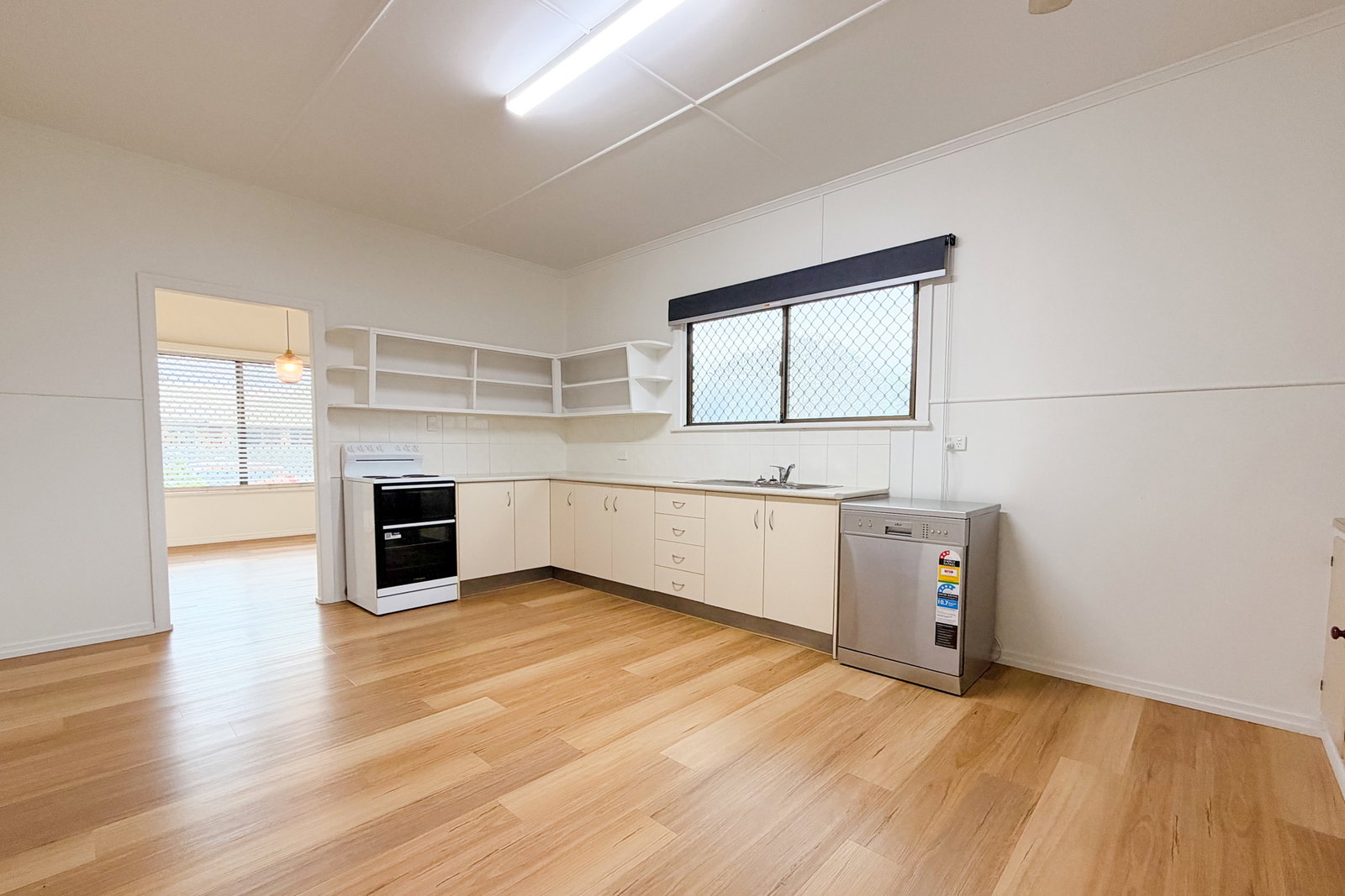 201 Targo Street, Walkervale  QLD  4670