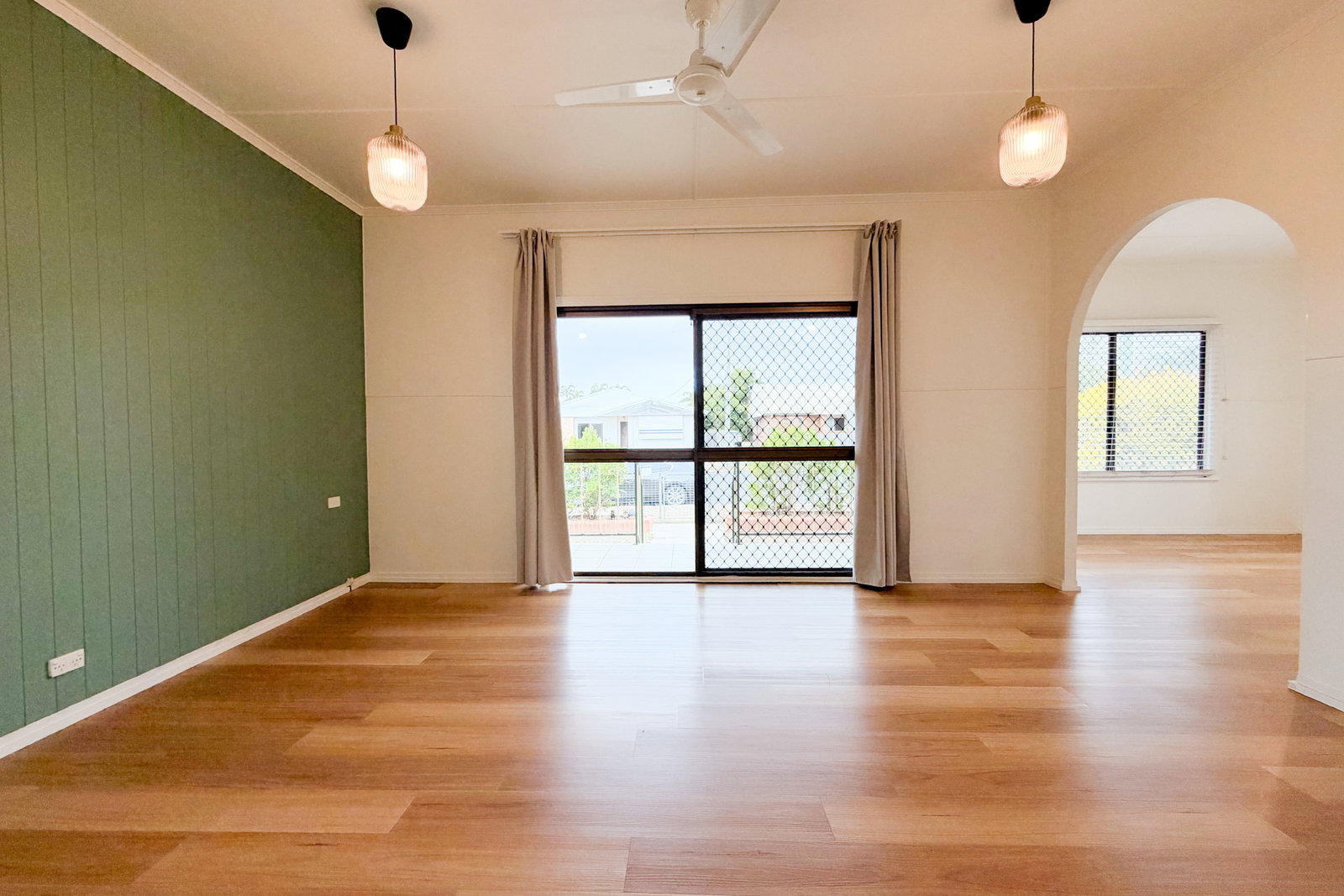 201 Targo Street, Walkervale  QLD  4670